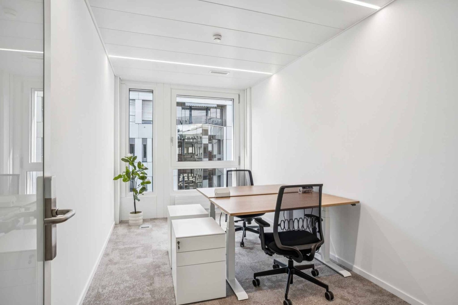 13m² office, photo 2 of 6