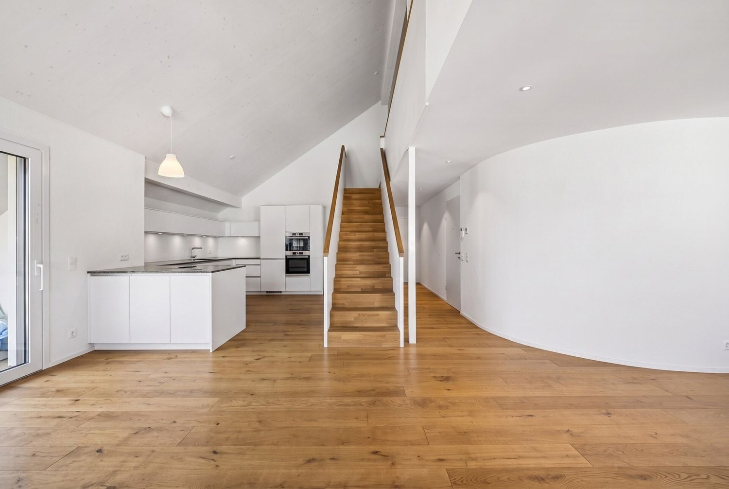 5 ½ rooms duplex, photo 3 of 10