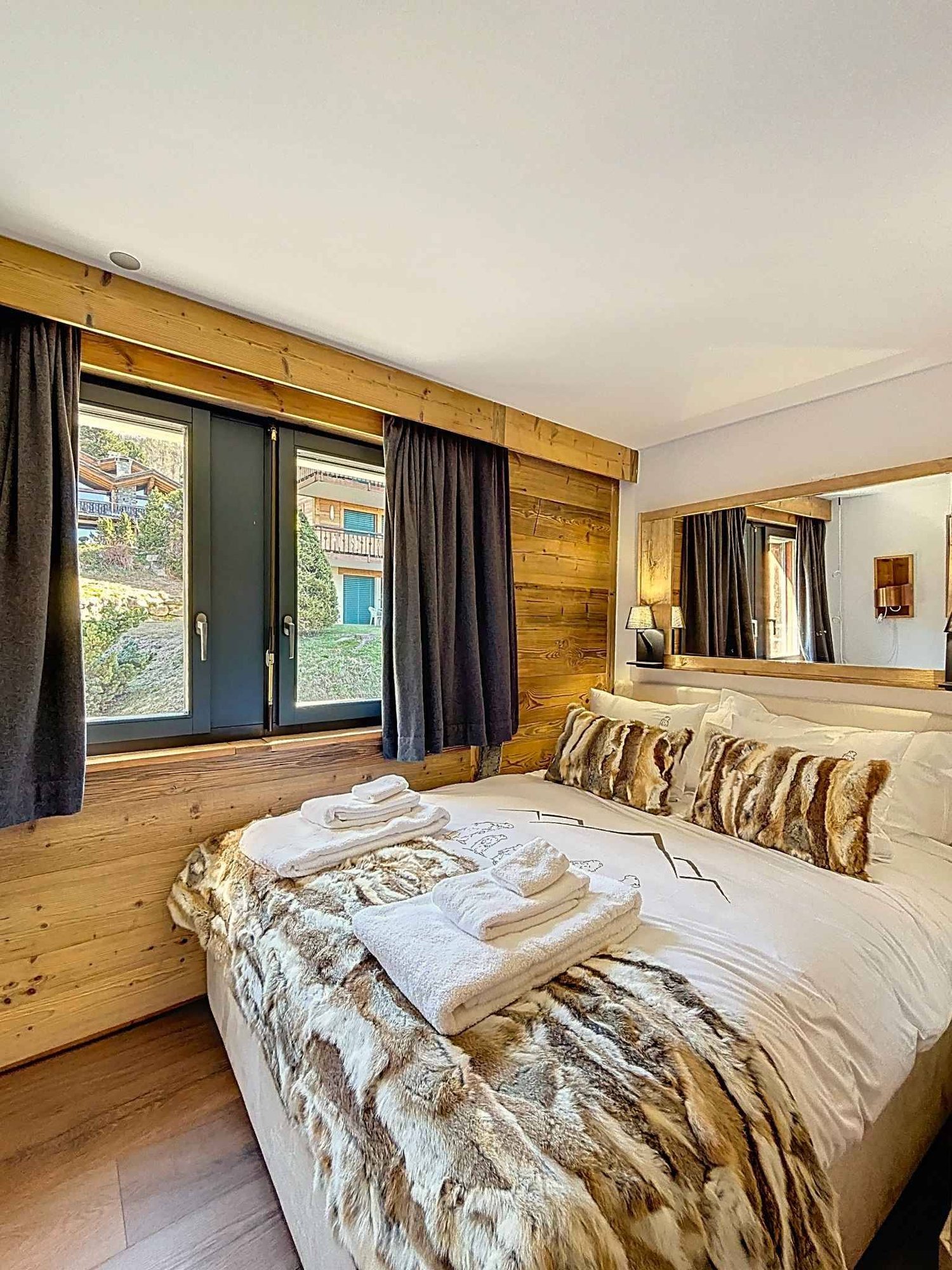 2 rooms furnished flat