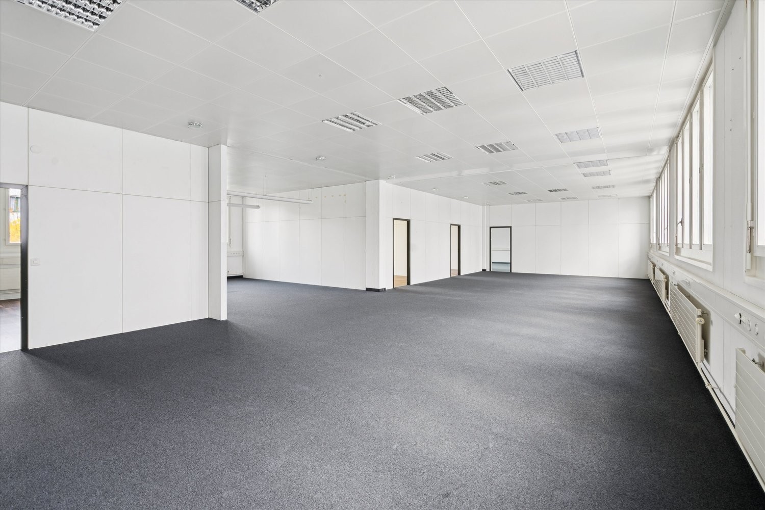 293m² commercial, photo 4 of 10