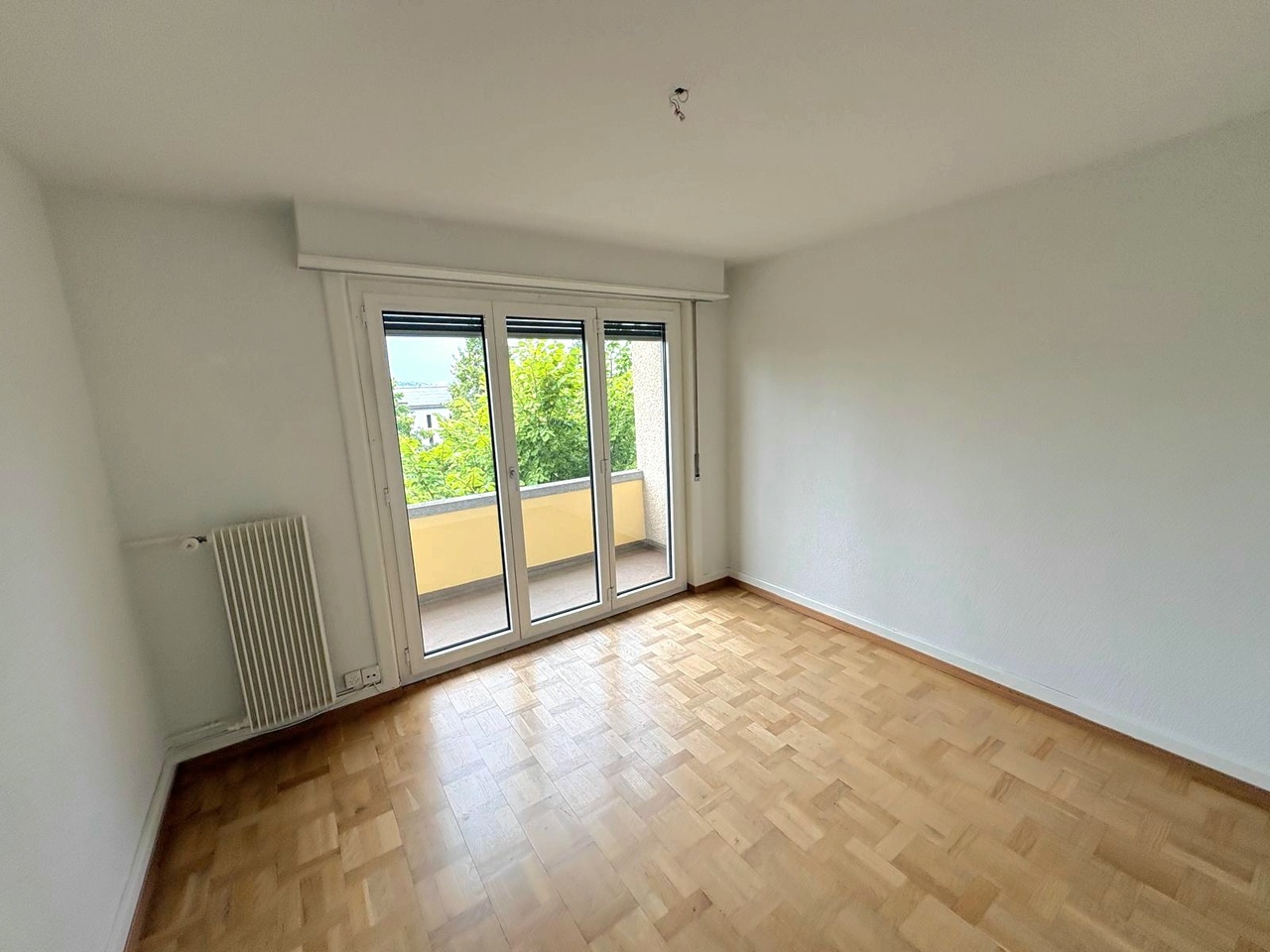 3 rooms apartment, photo 1 of 8