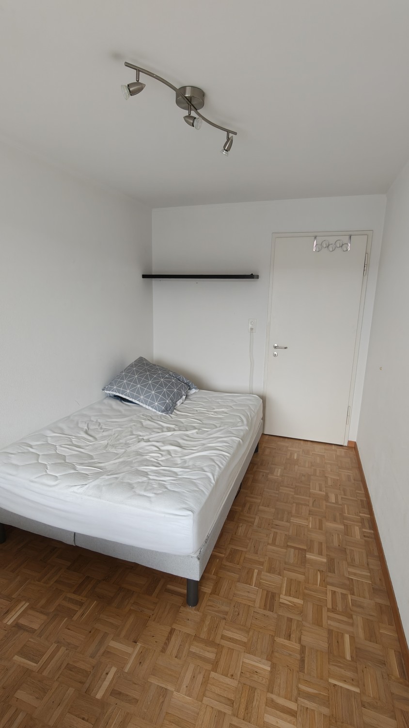 Chambre en colocation, photo 1 sur 6