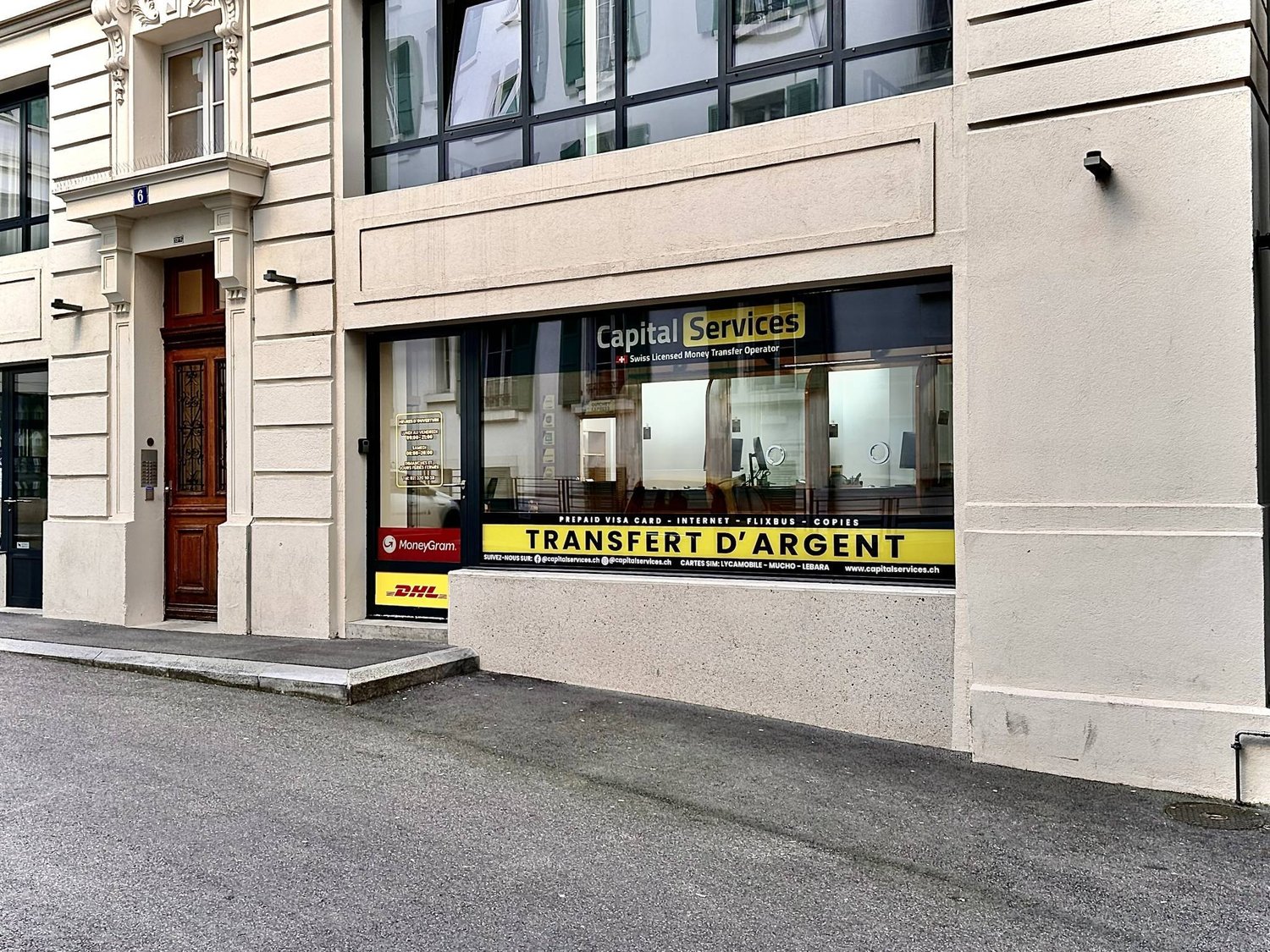 87m² arcade

An 87 m2 arcade for rent in the hypercentre of Lausanne

2 steps from Flon and Lausanne Chauderon

On the ground floor with a large linear window display
Distributed over 2 levels
Very bright
Beautiful ceiling height
3 distinct accesses

Availability: immediate
Flexible lease

Rent: CHF, photo 1 of 3