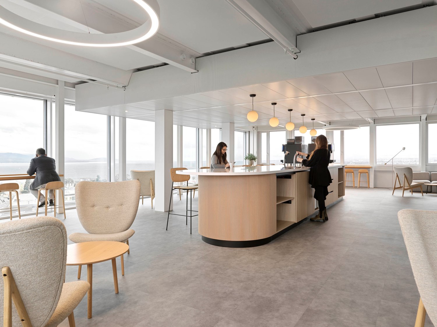 1294m² office, photo 8 of 8
