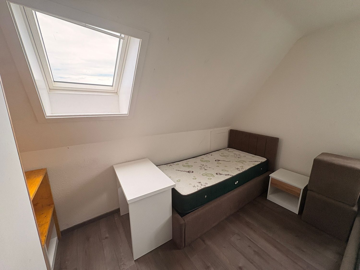 1 room furnished flat, photo 3 of 8