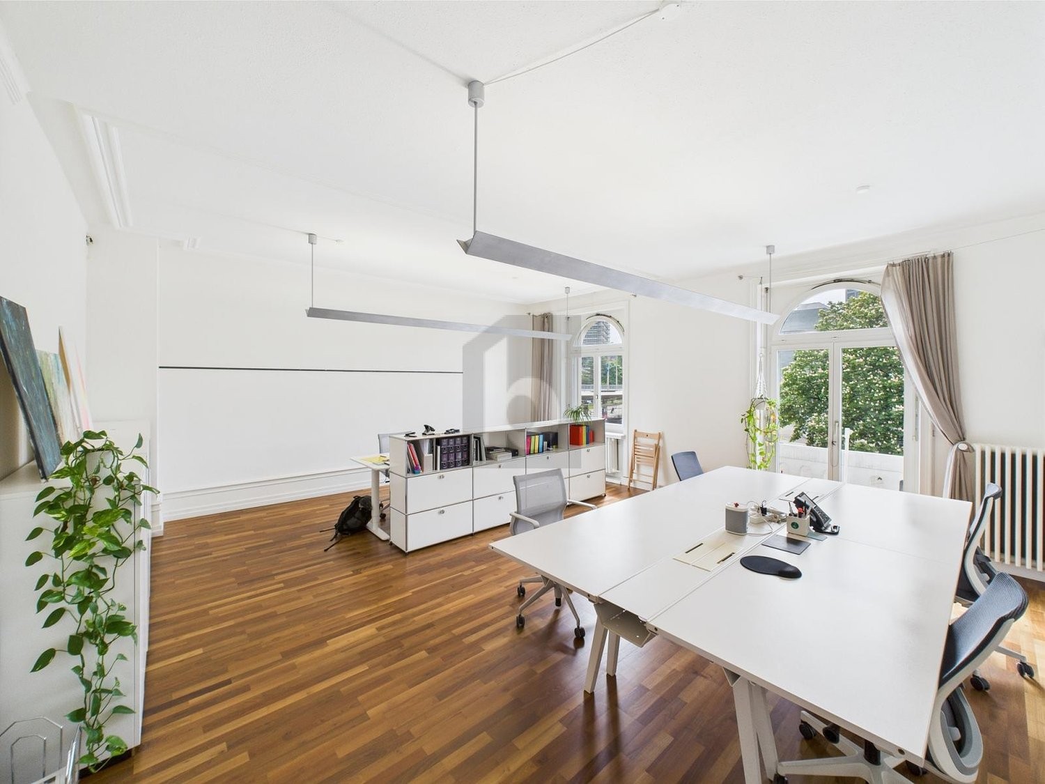 138m² office, photo 2 of 4