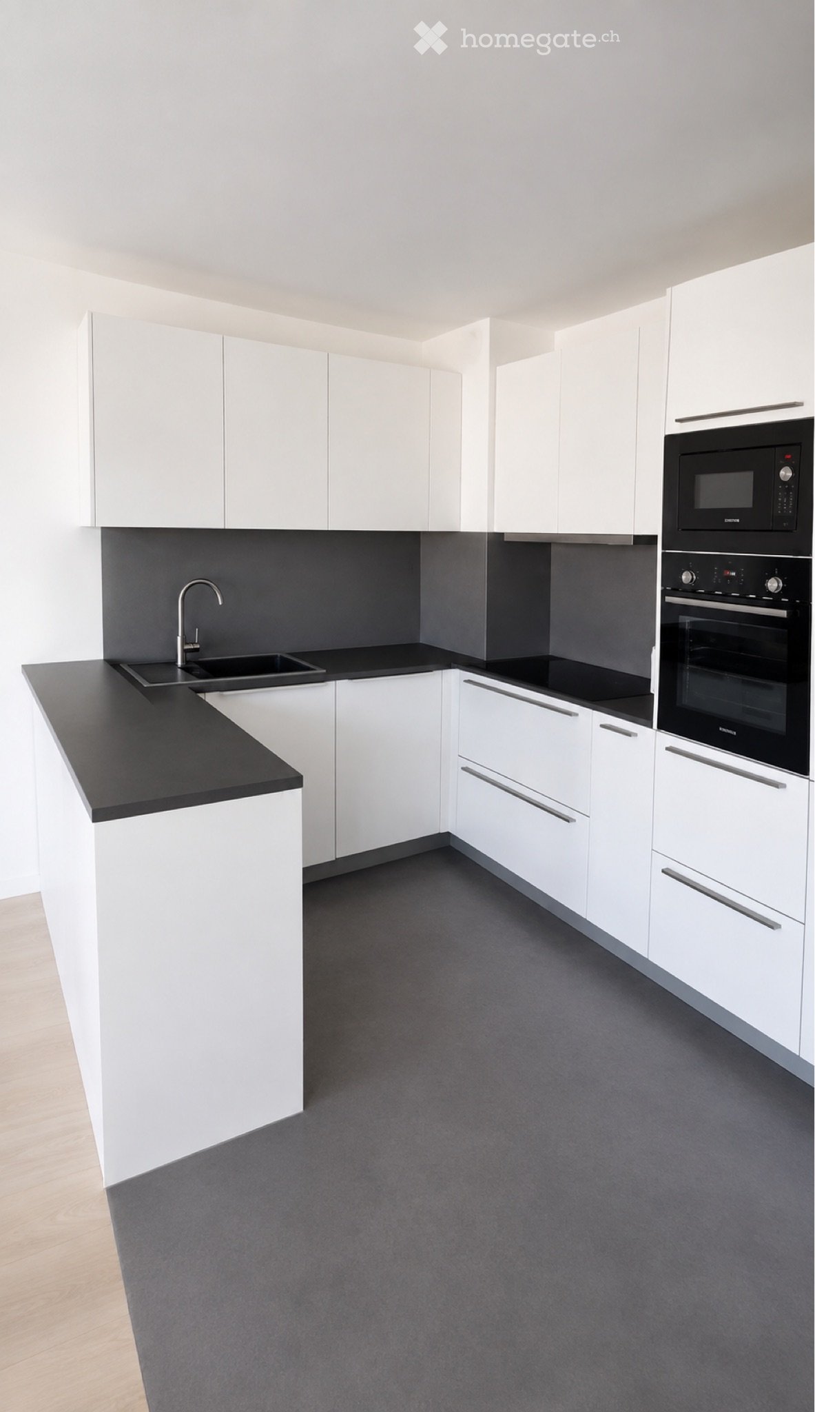 3 rooms apartment, photo 1 of 3
