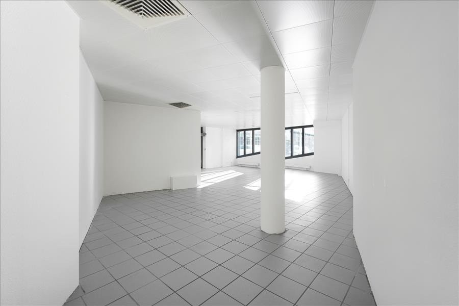 91m² shop, photo 7 of 8