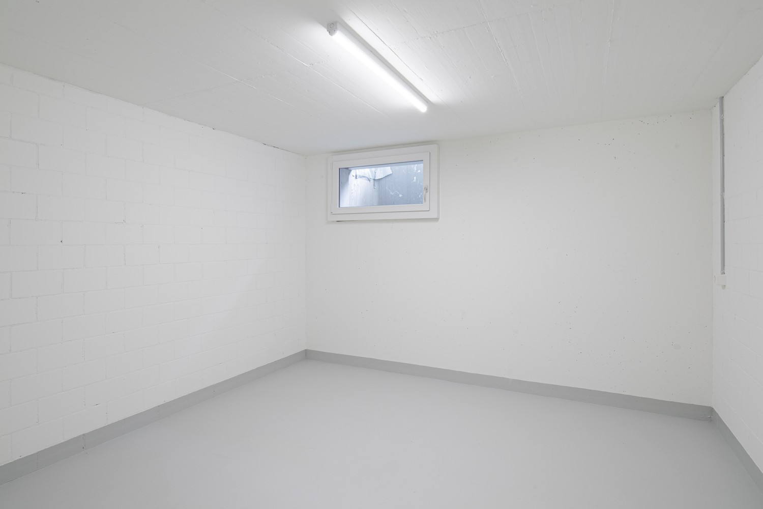15m² commercial