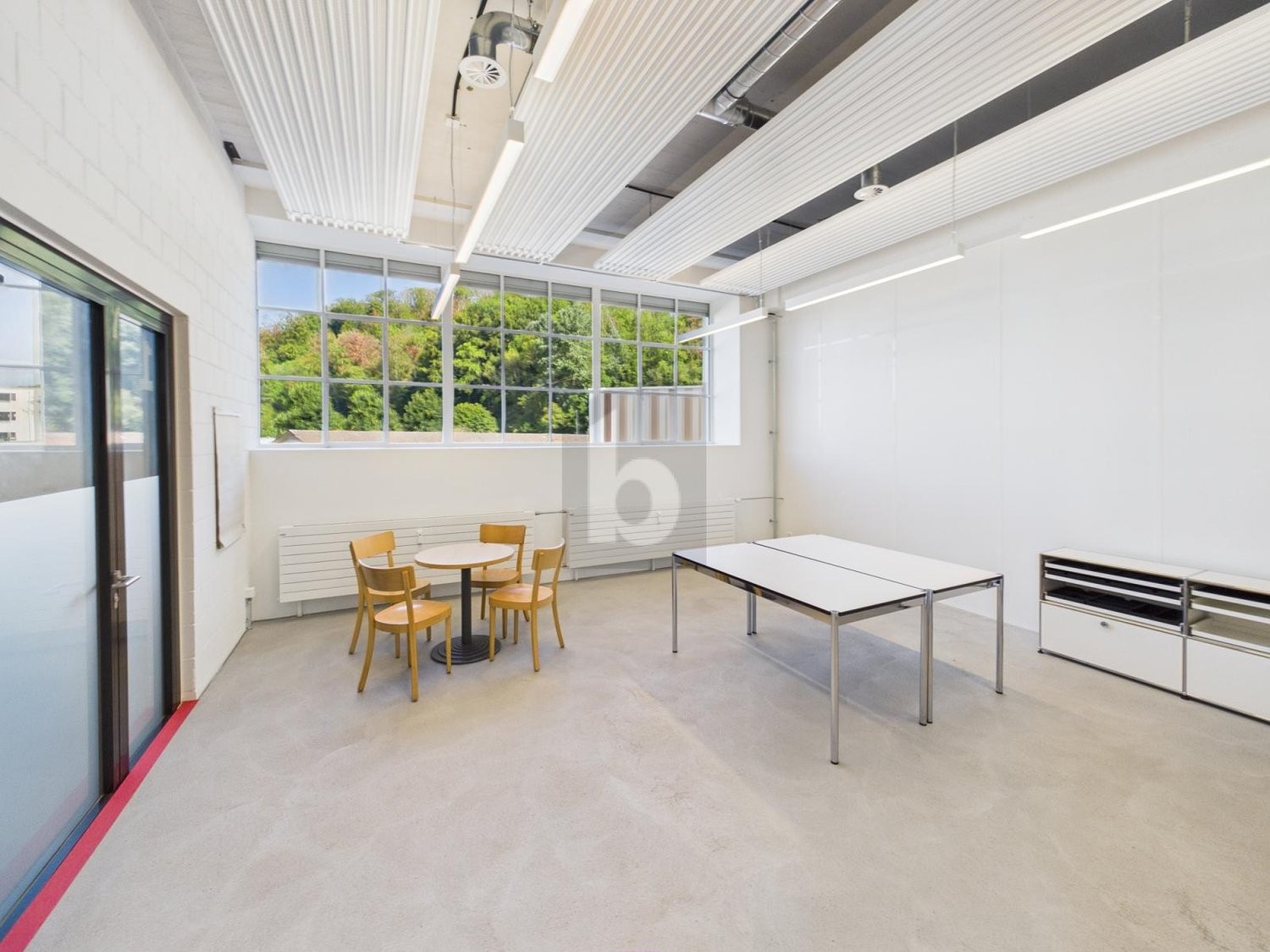 36m² office, photo 2 of 3