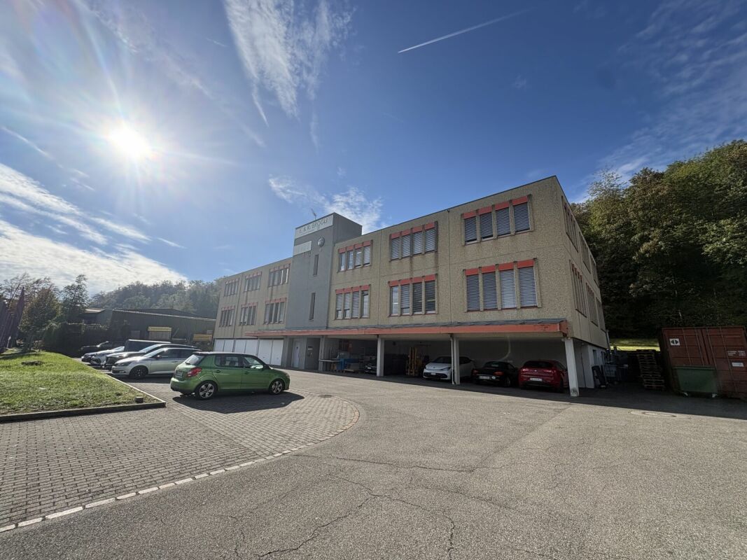 660m² commerciale