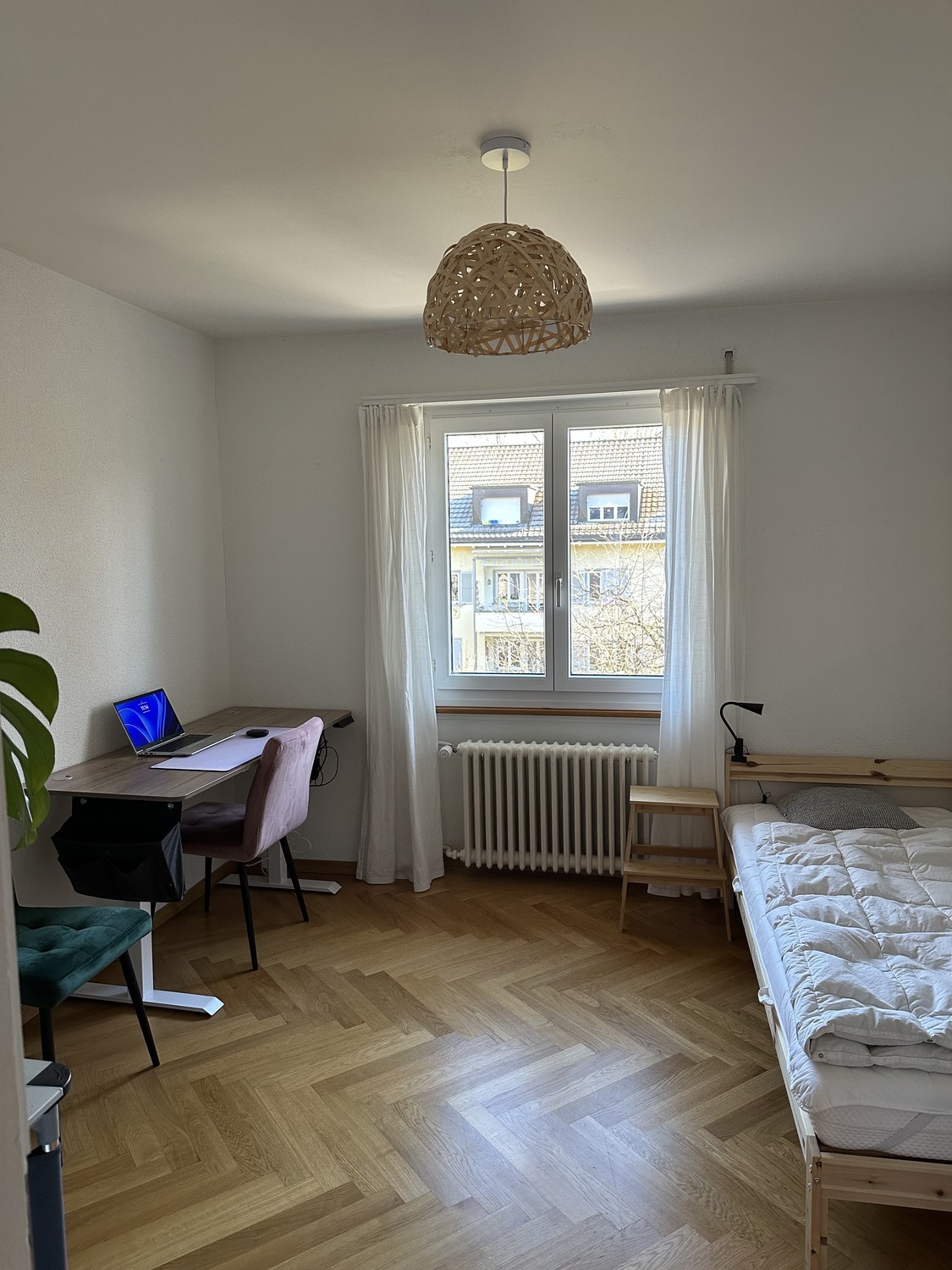 Chambre dans un appartement partagé
