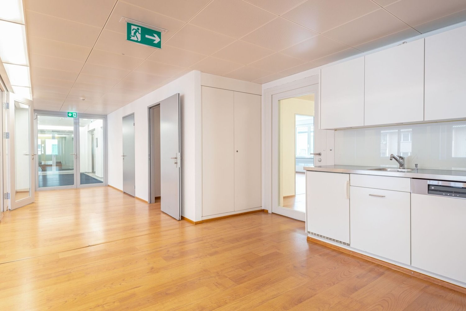 41m² office, photo 5 of 8