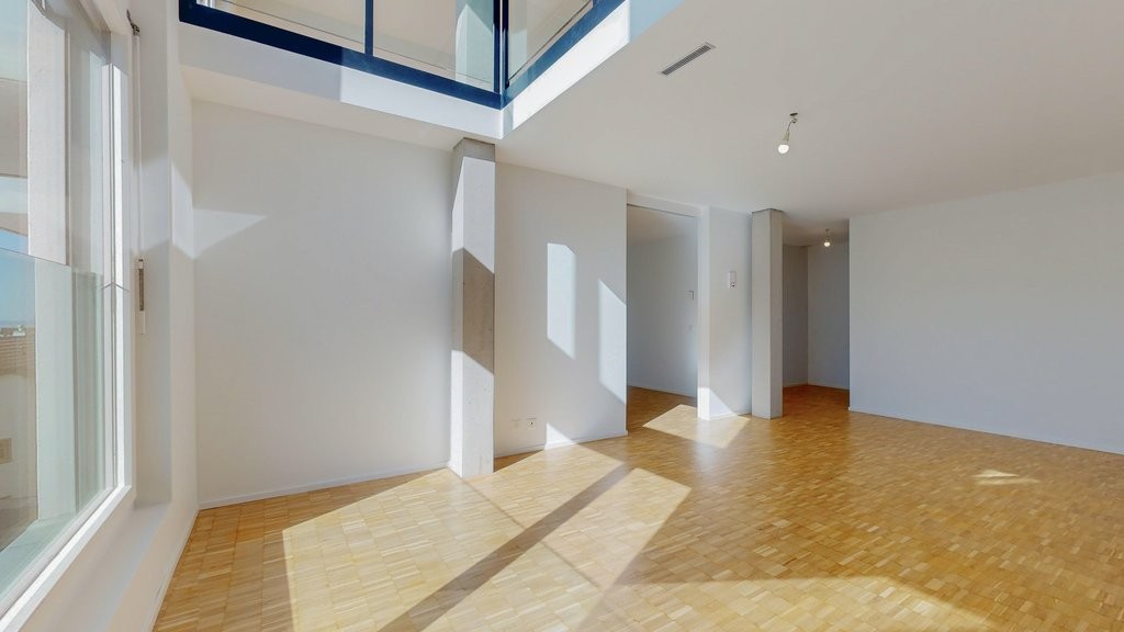 1 room loft, photo 5 of 9