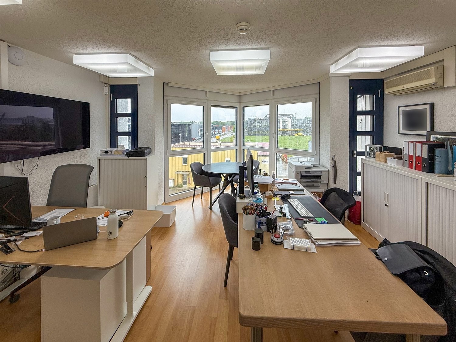 140m² office, photo 1 of 5