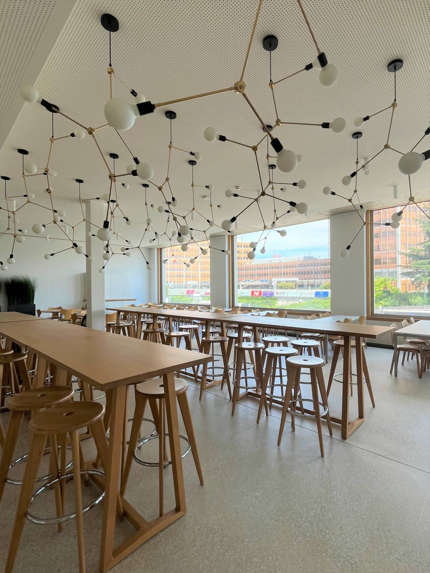 302m² Büro