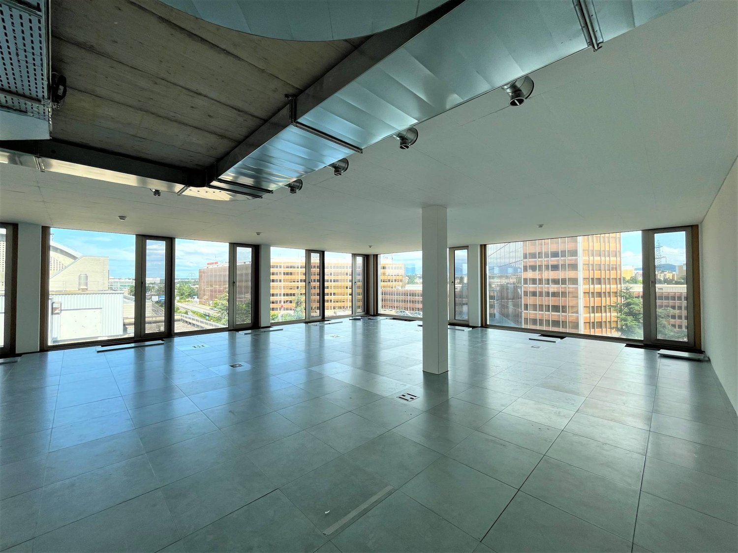 302m² Büro