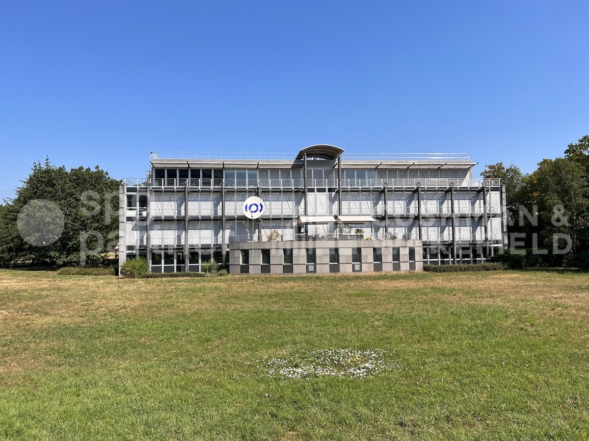 550m² office, photo 2 of 5