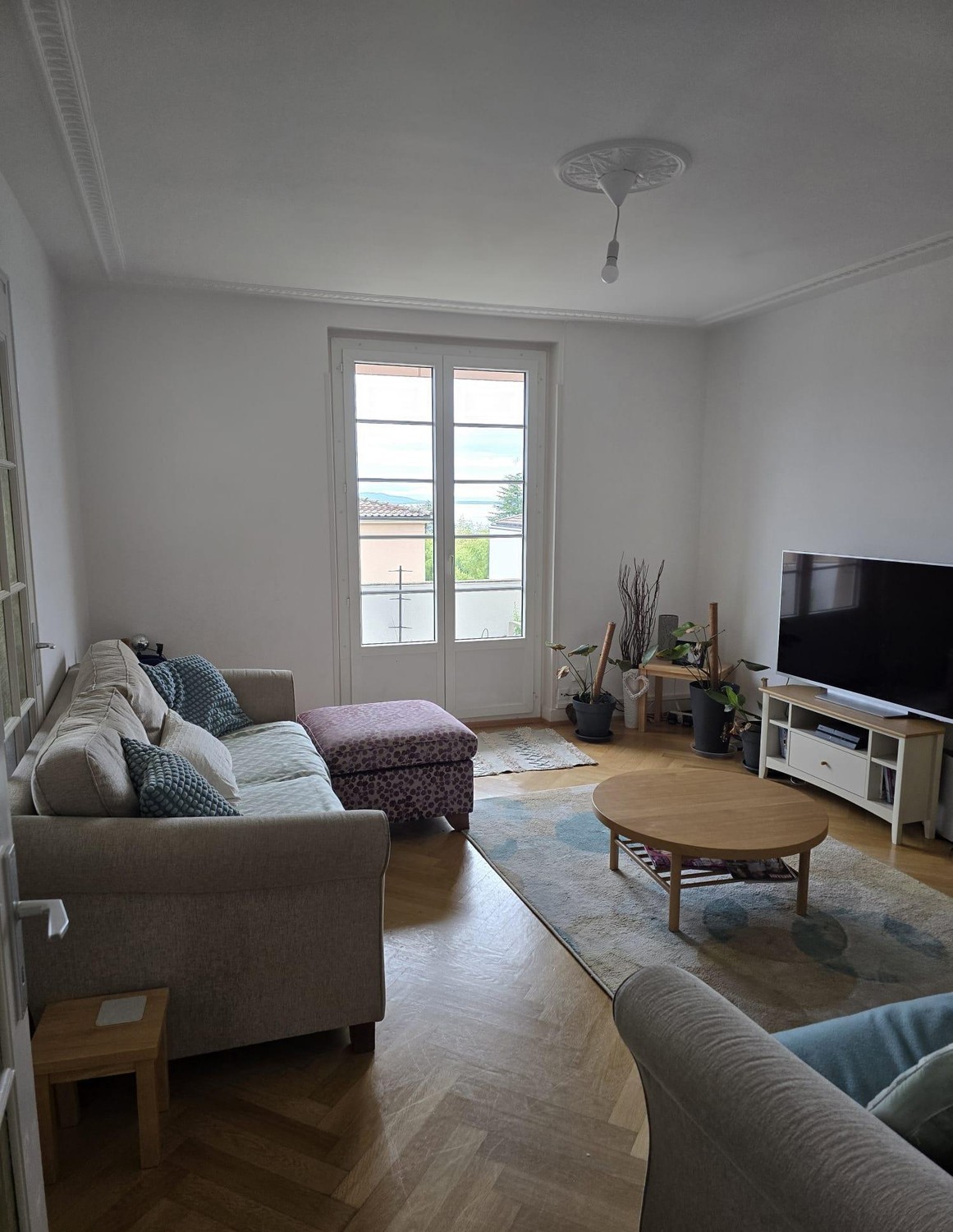 5 rooms apartment