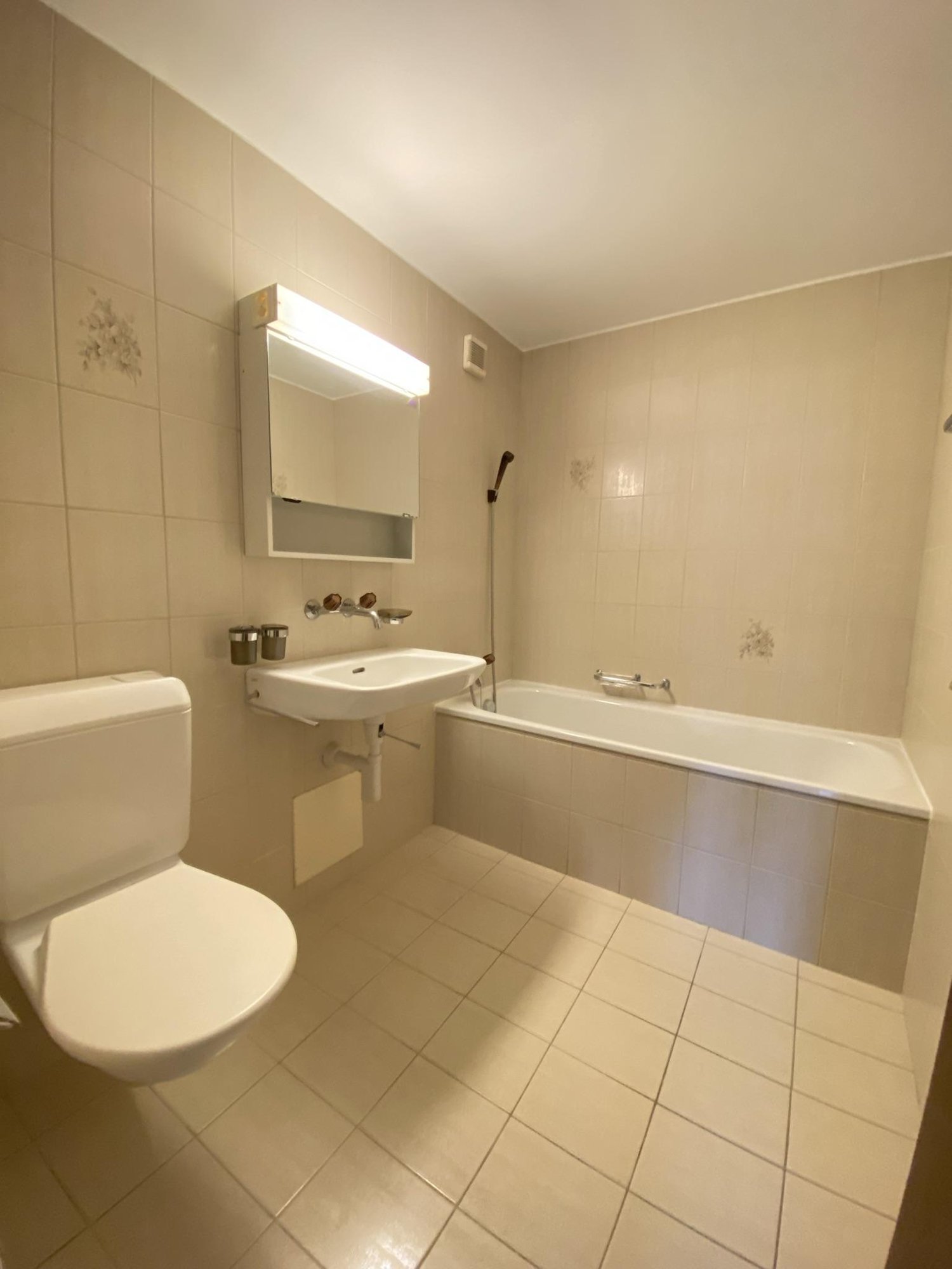 3 ½ rooms apartment, photo 8 of 9