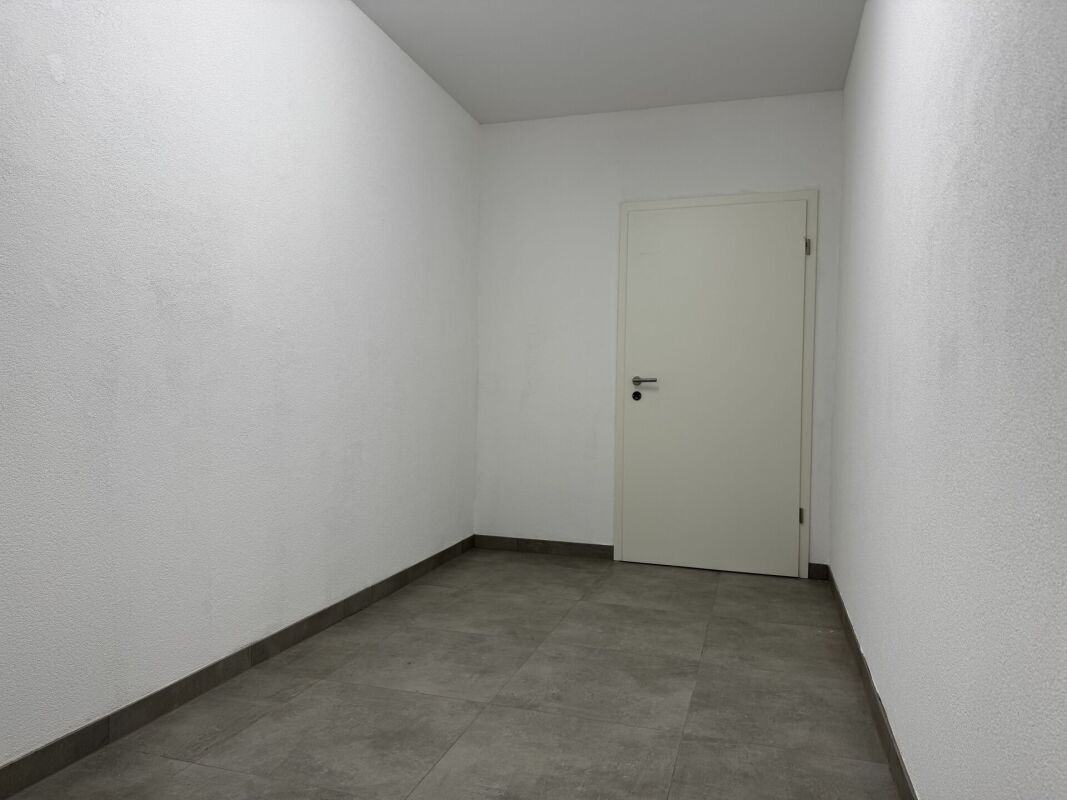 156m² office, photo 7 of 10