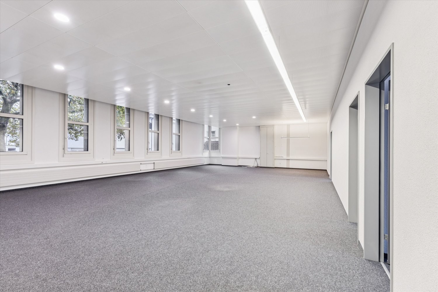 175m² office, photo 3 of 8
