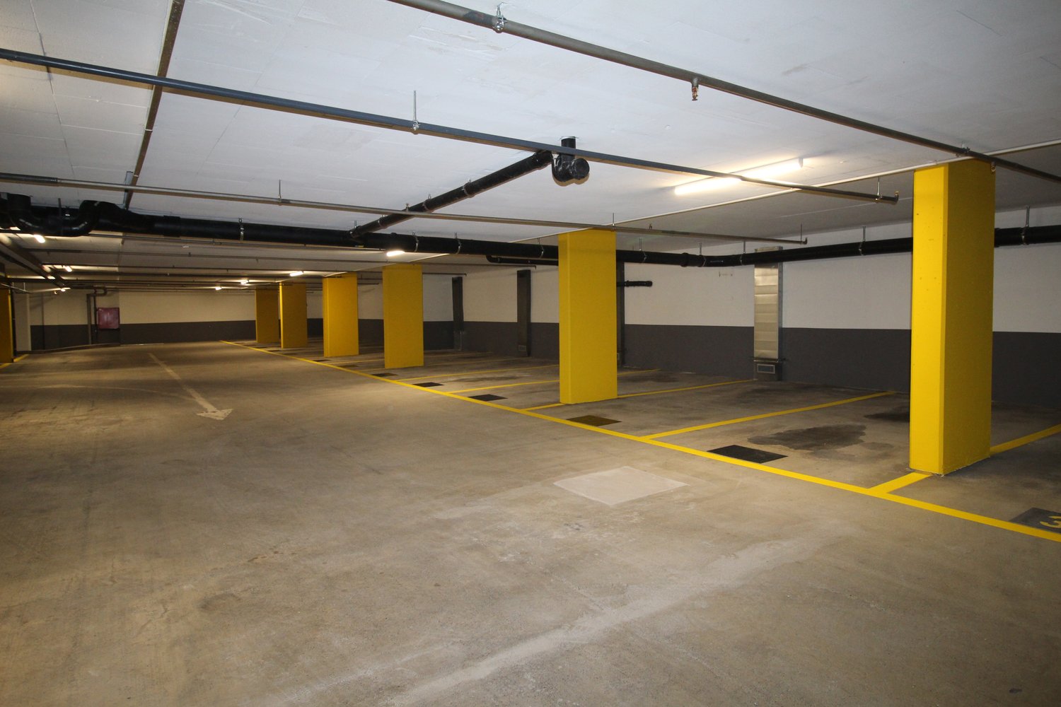 Open slot, photo 2 of 2