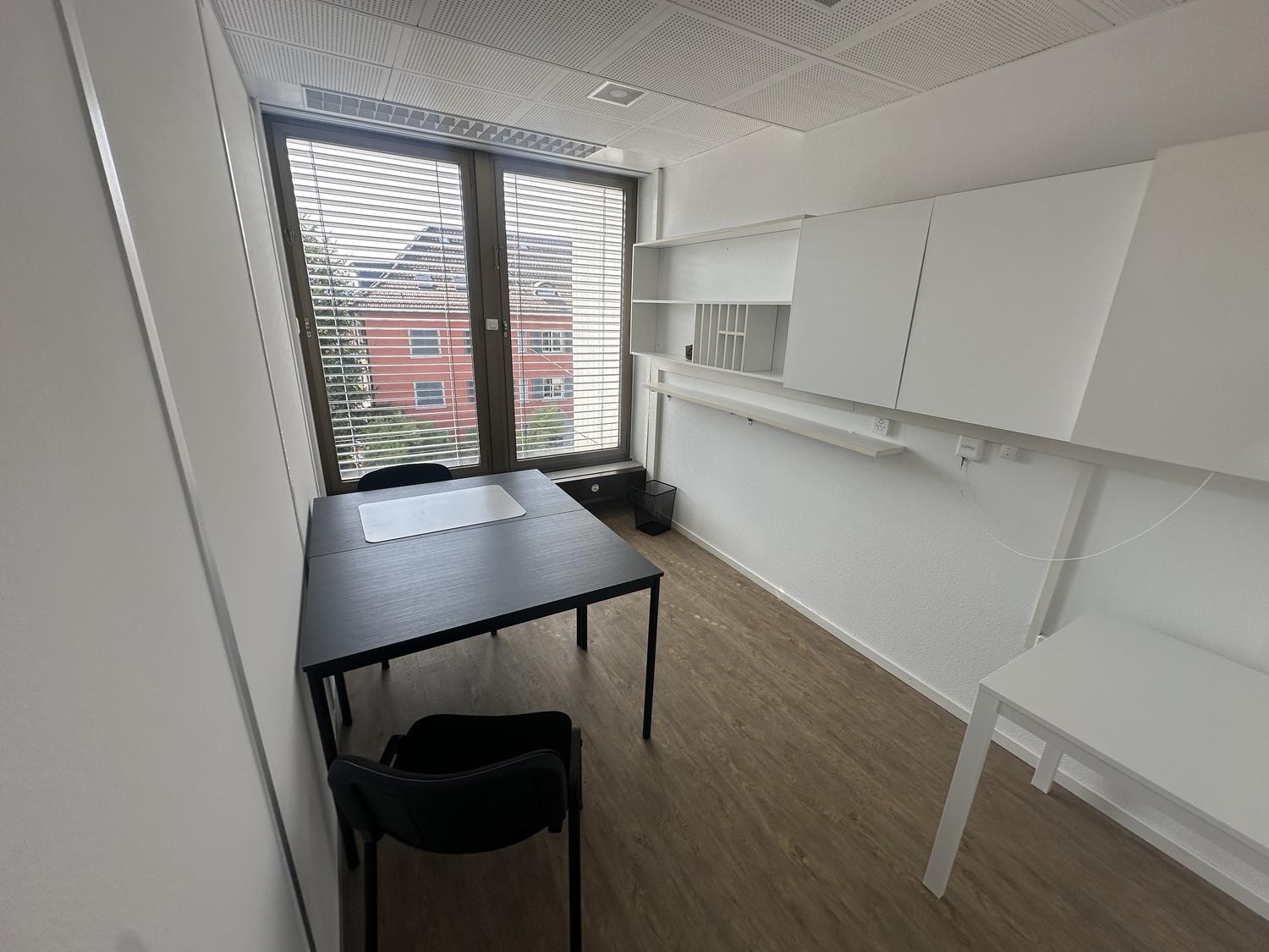 10m² commercial, photo 3 of 8
