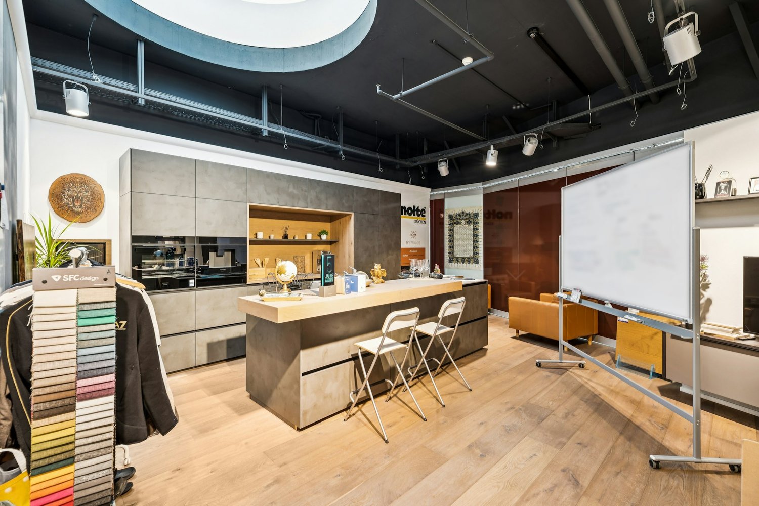 170m² commercial