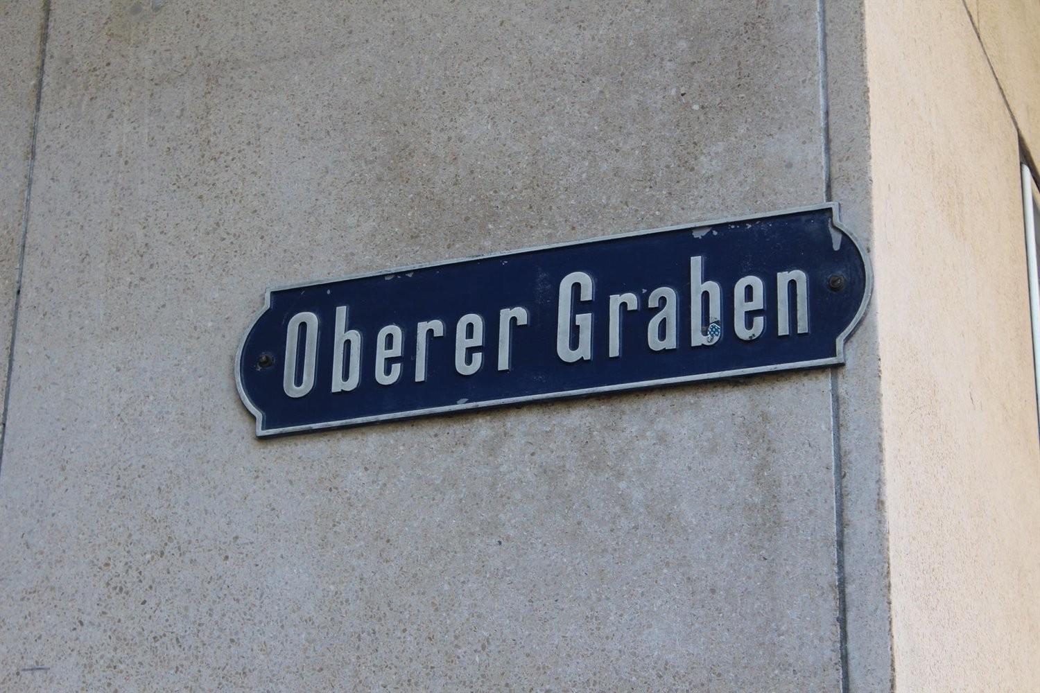 70m² office