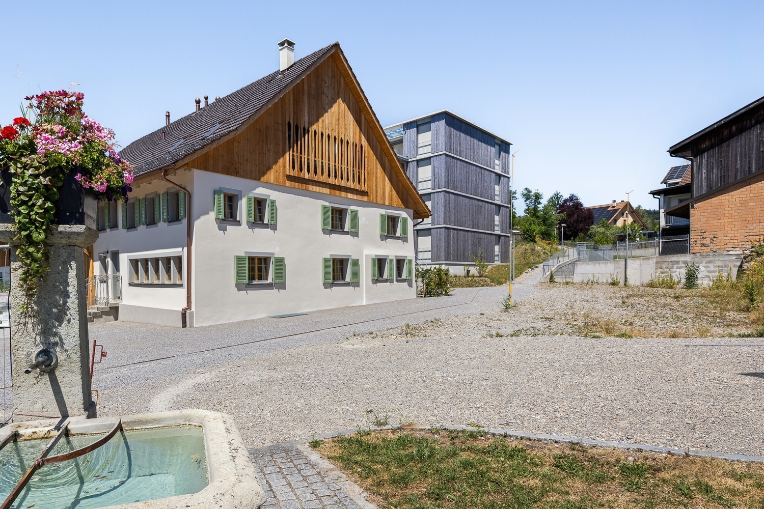 7 ½ rooms farm house