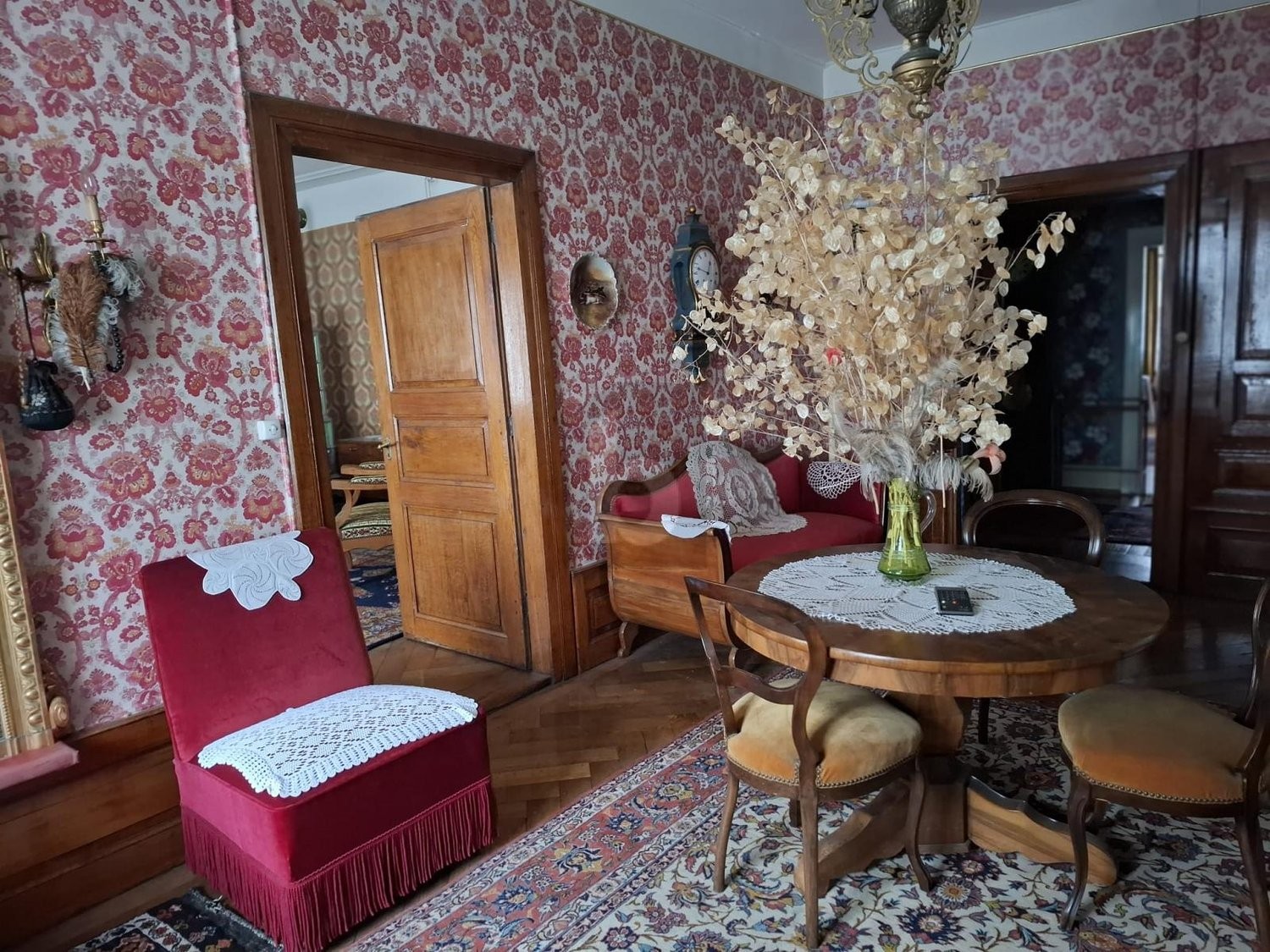 30 rooms duplex house, photo 1 of 4