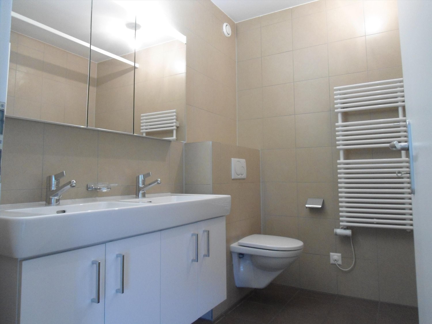 3 rooms apartment