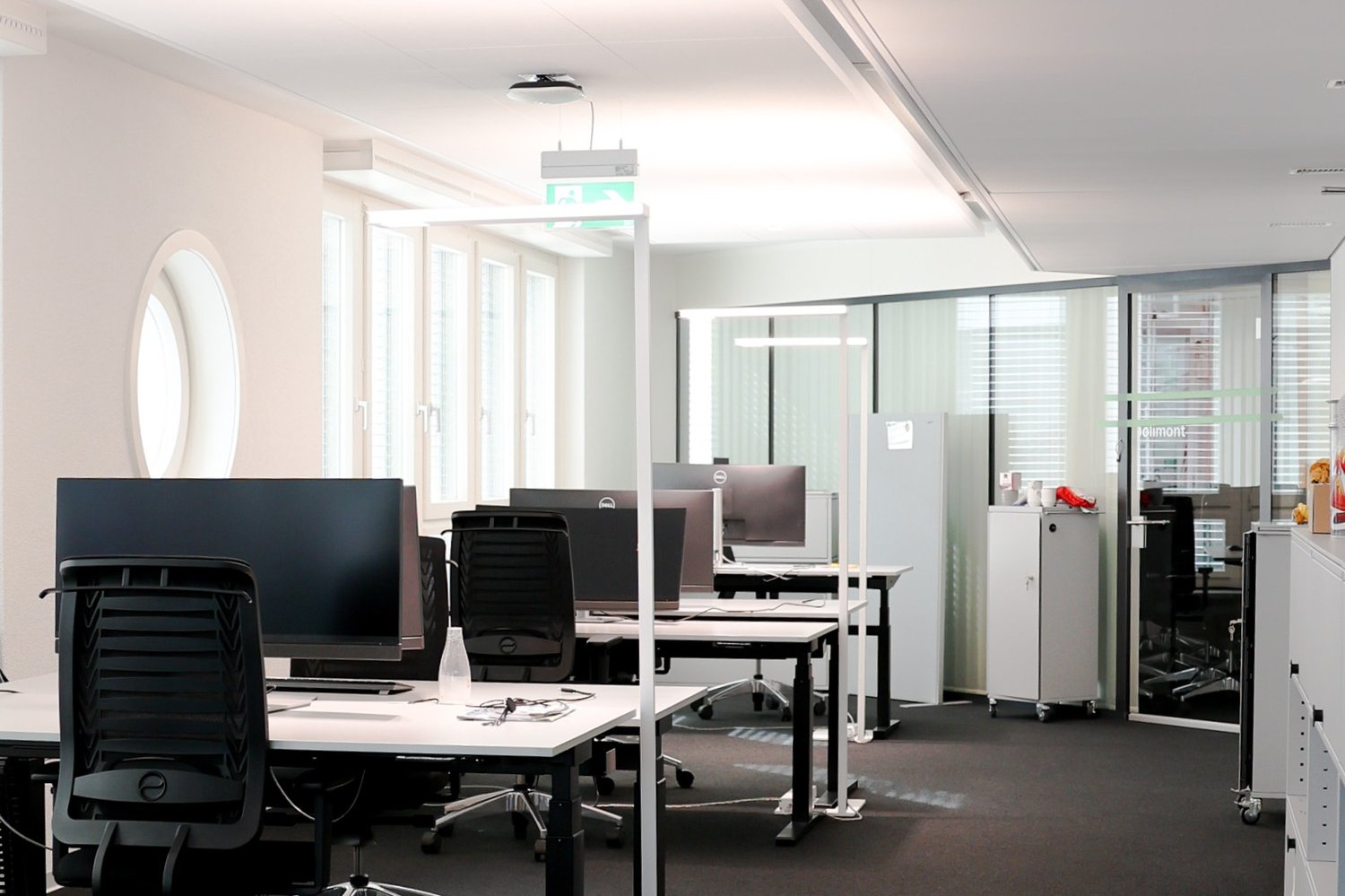 ufficio di 1586m², foto 2 di 10