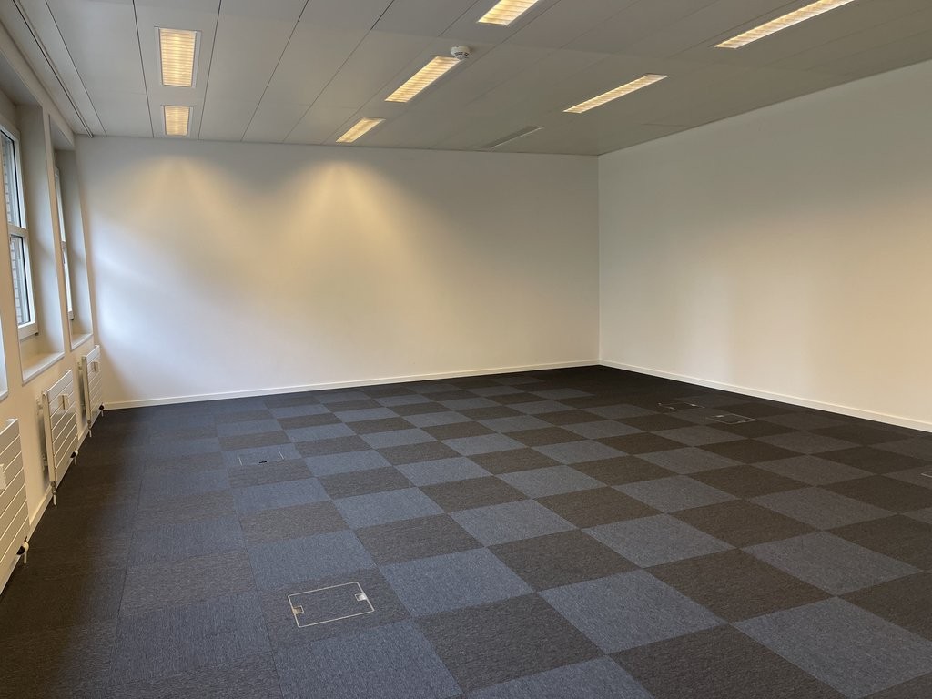 63m² office, photo 3 of 7