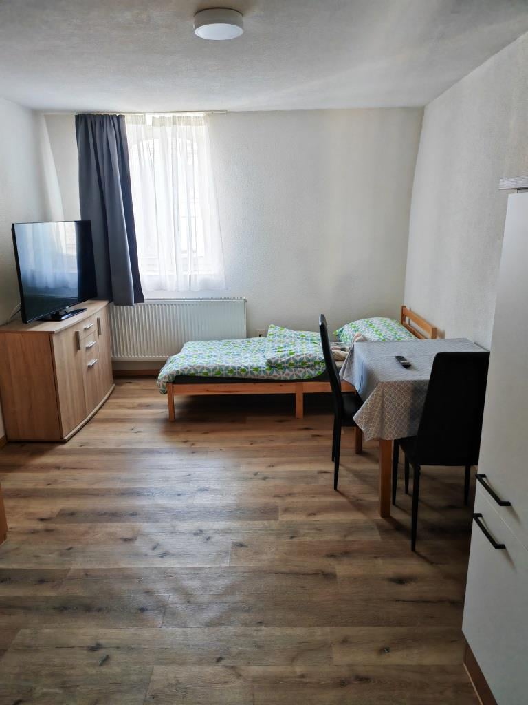 1 room apartment, photo 1 of 7