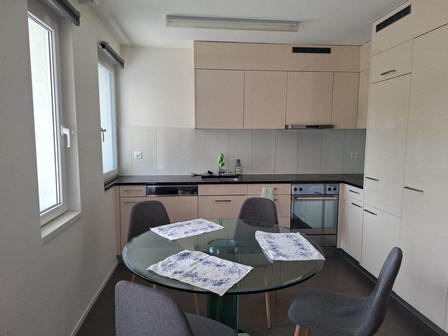 2 rooms apartment, photo 2 of 7
