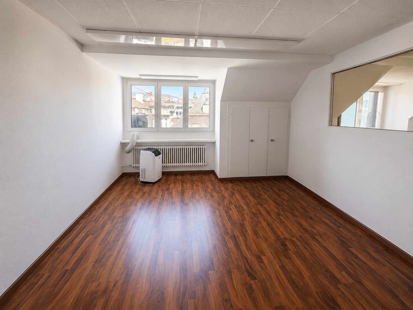 174m² office, photo 5 of 9