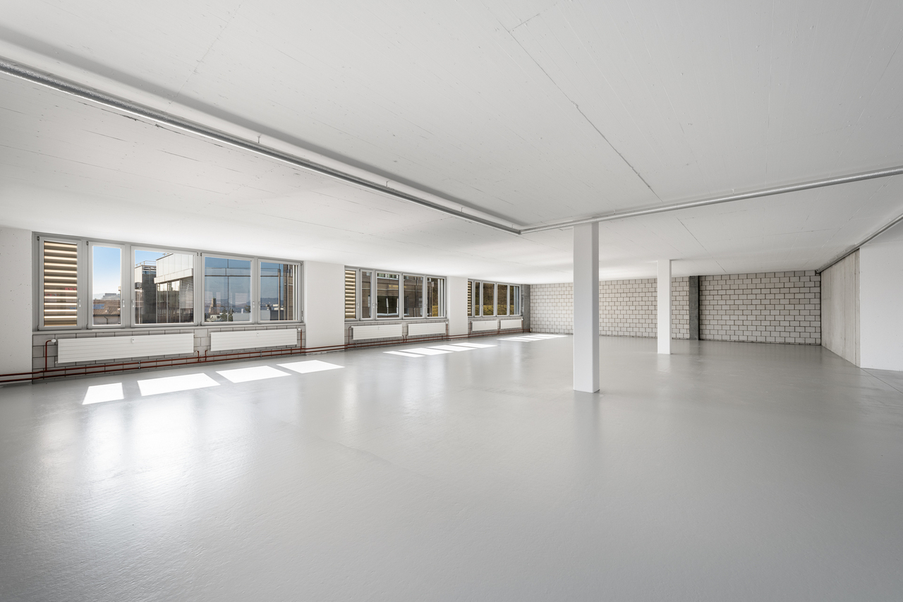 306m² commercial