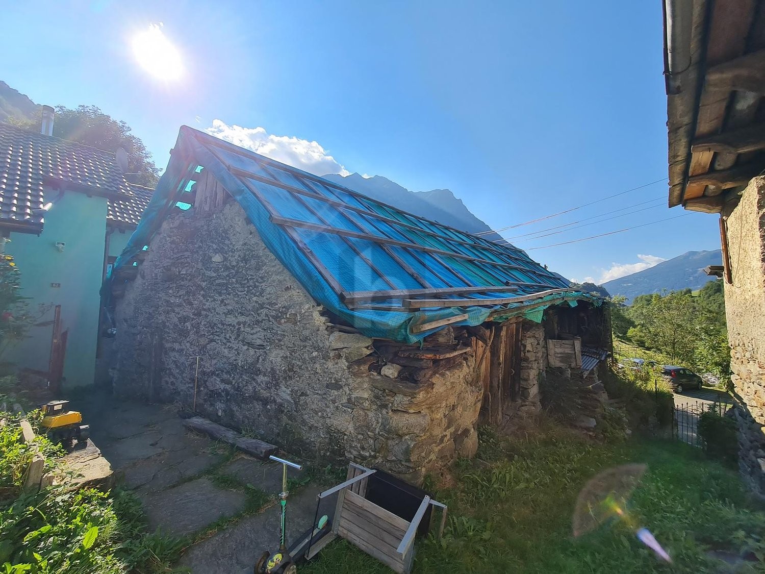 4 rooms single house