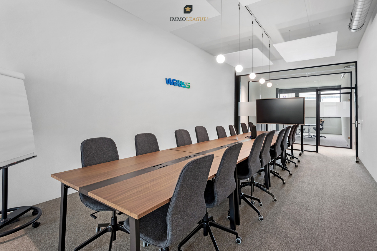 112m² office, photo 2 of 10