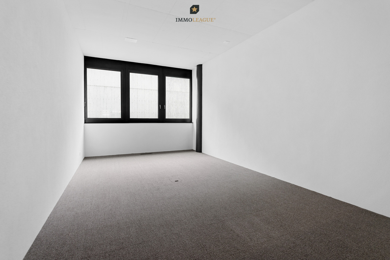 112m² office, photo 7 of 10