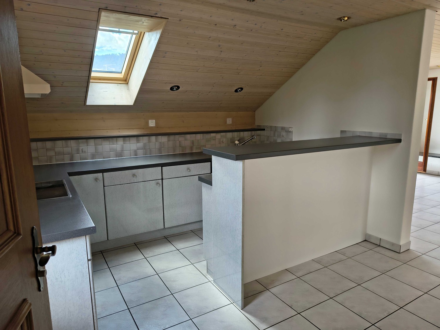 2 ½ rooms apartment, photo 3 of 3