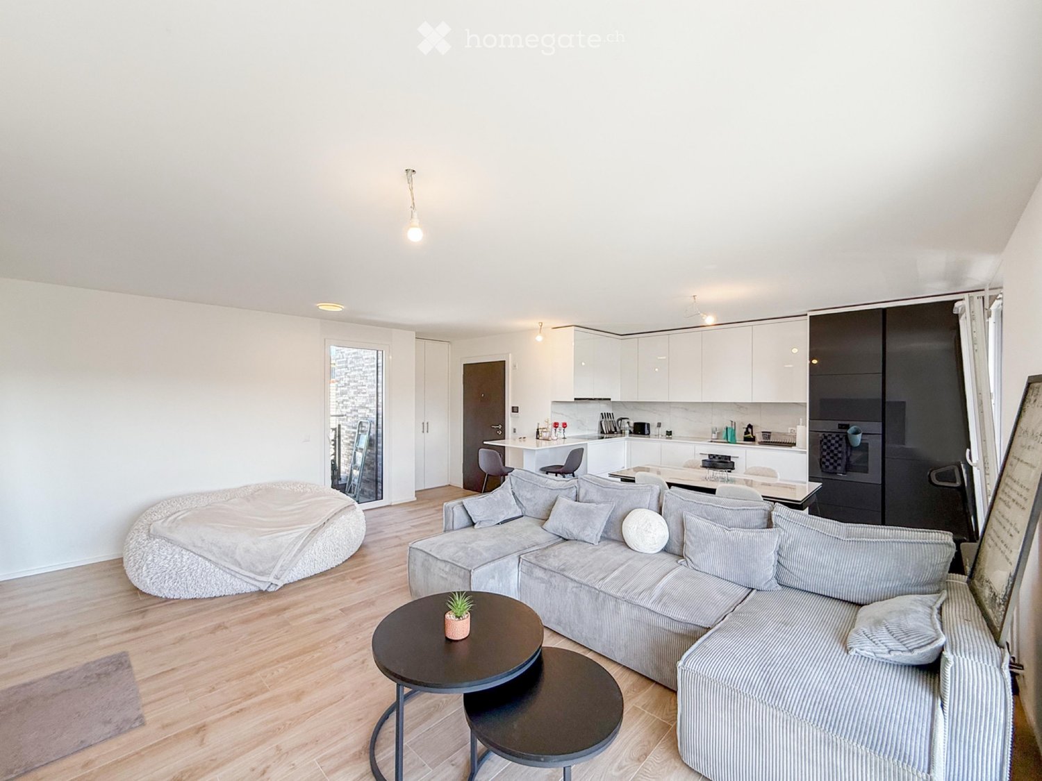 4 rooms apartment, photo 1 of 5