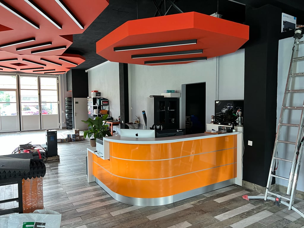 Office, photo 9 of 10