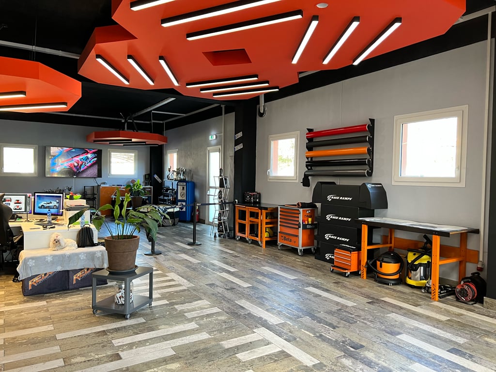 Office, photo 2 of 10
