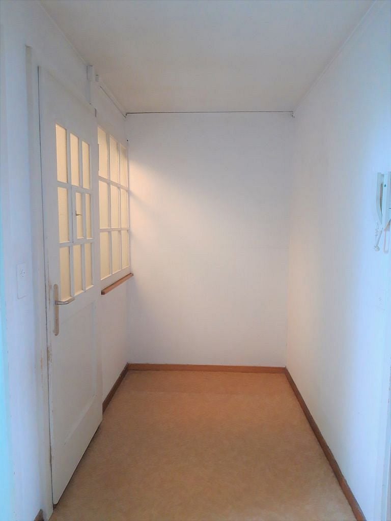 2 rooms apartment, photo 2 of 7