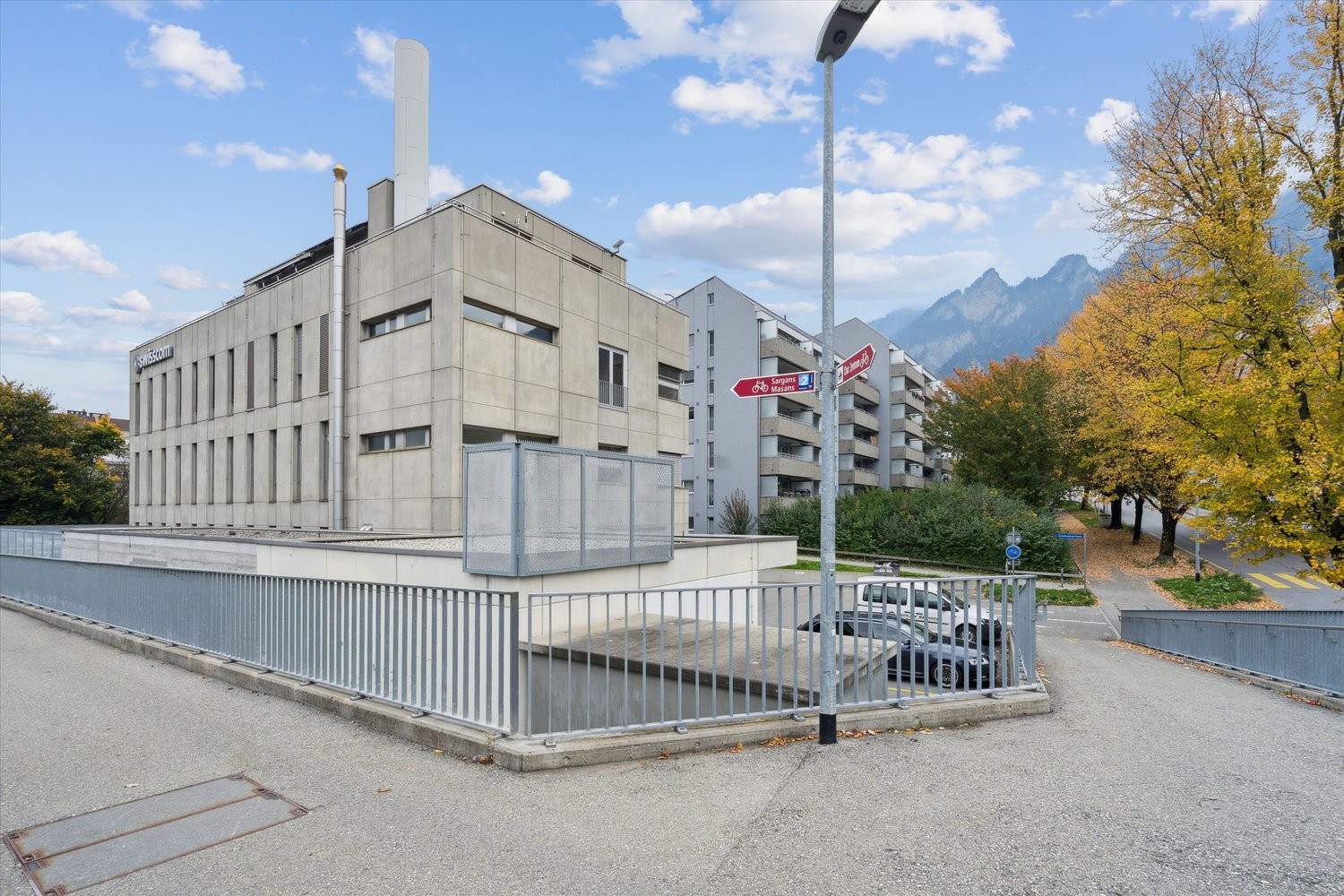 284m² office, photo 1 of 7