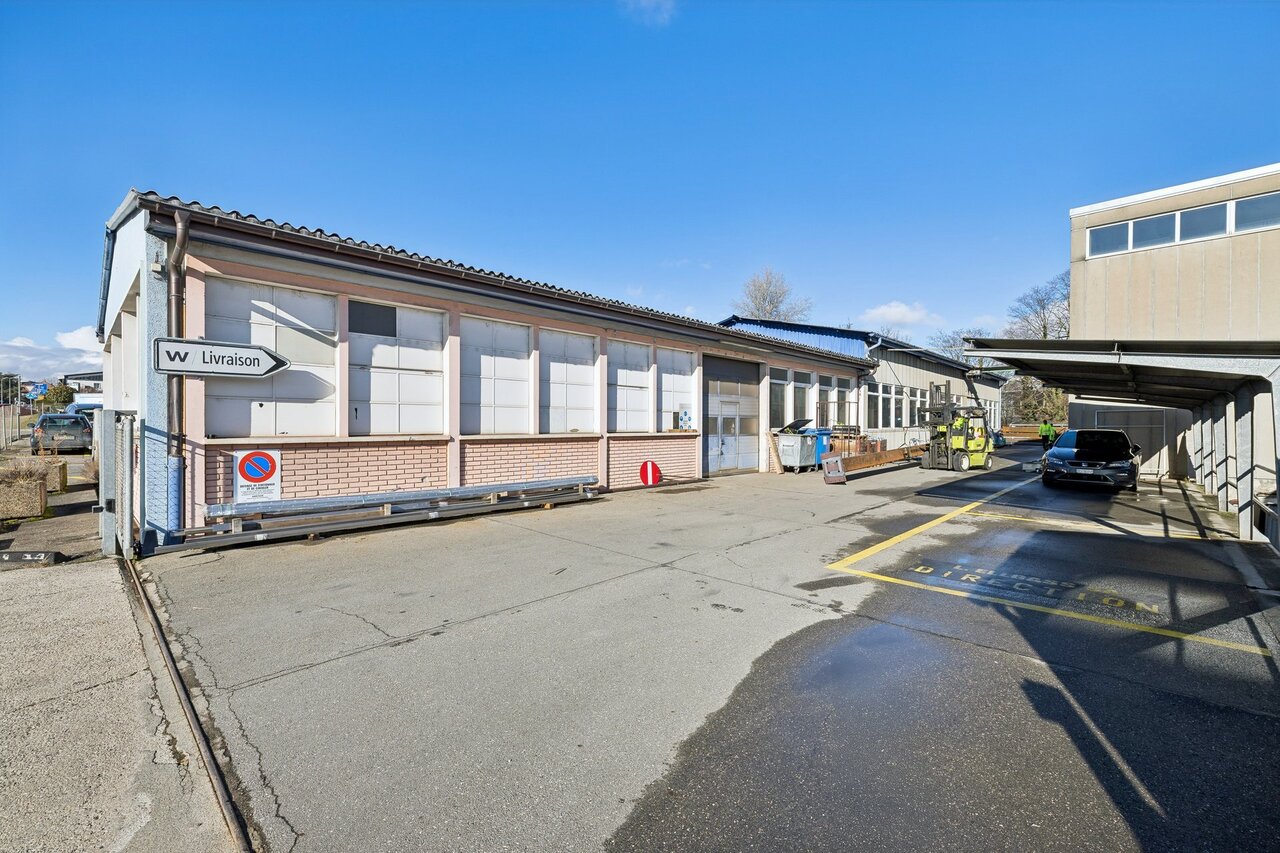636m² officina