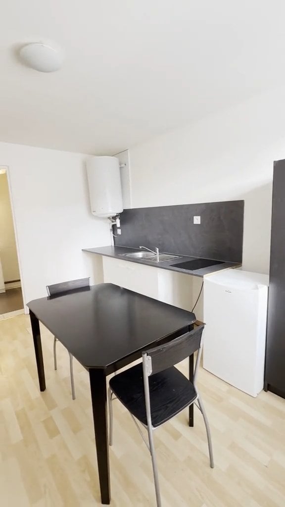 1 room apartment, photo 1 of 3